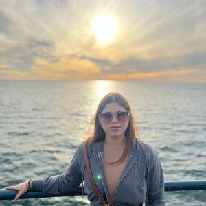 Meet your Posher, Marianna